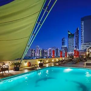 Hotel Corniche