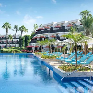 Ja Palm Tree Court, Rezort