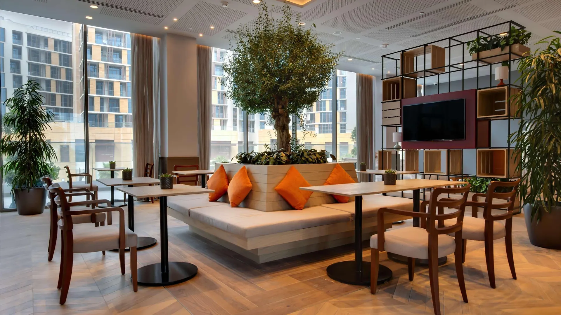 Intercityhotel Dubai Jaddaf Waterfront 3*,